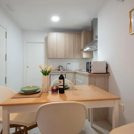 Molino Corteza Excelente Segundo Centro Lägenhet *